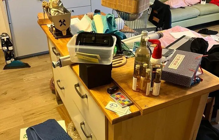 Küche aus Haushaltauflösung günstig abzugeben ikl. Egeräte!